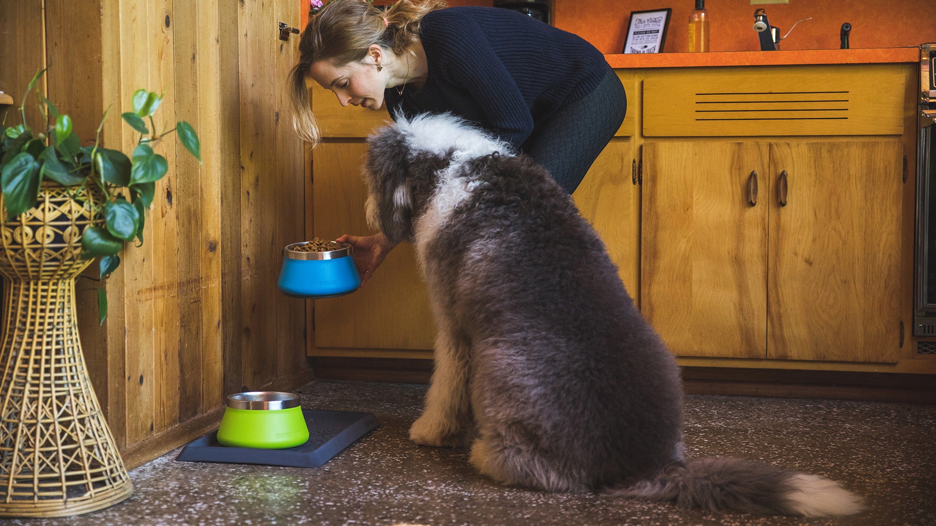 Basecamp Dog Bowl Mat Ruffwear